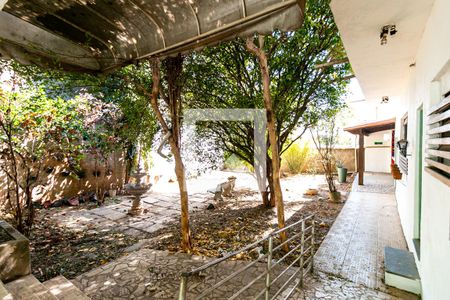 Casa à venda com 540m², 8 quartos e 3 vagasÁrea externa