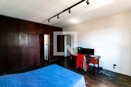 Casa à venda com 540m², 8 quartos e 3 vagasQuarto