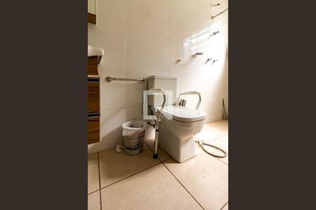 Casa à venda com 540m², 8 quartos e 3 vagasBanheiro