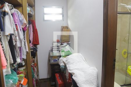 Casa à venda com 330m², 5 quartos e 3 vagasCloset da suíte