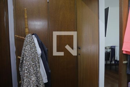 Casa à venda com 330m², 5 quartos e 3 vagasCloset da suíte
