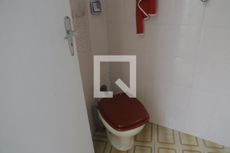 Casa à venda com 330m², 5 quartos e 3 vagasBanheiro da Edícula