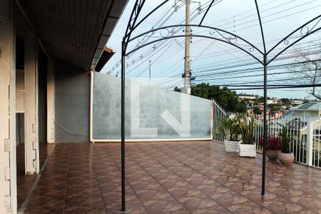 Apartamento à venda com 220m², 3 quartos e 2 vagas Apartamento à venda com 220m², 3 quartos e 2 vagasTerraço