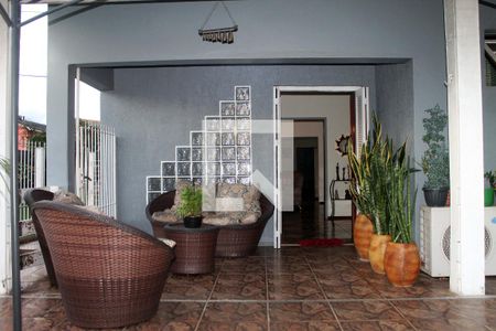 Apartamento à venda com 220m², 3 quartos e 2 vagas Apartamento à venda com 220m², 3 quartos e 2 vagasEntrada