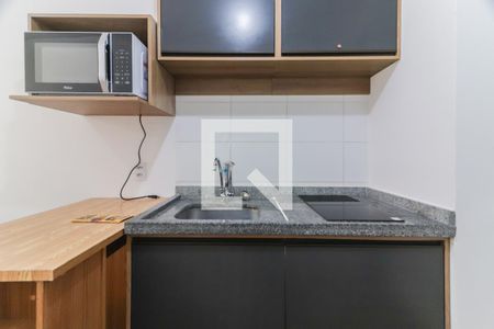 Cozinha de apartamento para alugar com 1 quarto, 26m² em Butantã, São Paulo