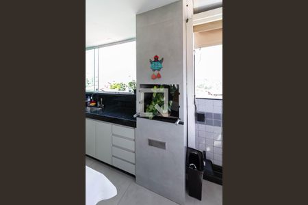 Apartamento à venda com 101m², 3 quartos e 1 vaga Apartamento à venda com 101m², 3 quartos e 1 vagaCobertura - Área de serviço