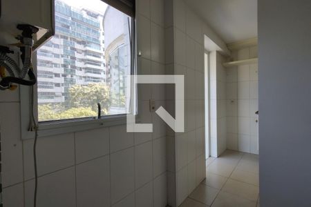 Apartamento à venda com 83m², 2 quartos e 1 vagaÁrea de Serviço
