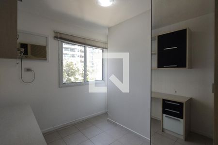 Apartamento à venda com 83m², 2 quartos e 1 vagaQuarto 2 - Armários