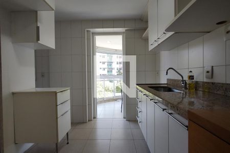 Apartamento à venda com 83m², 2 quartos e 1 vagaCozinha - Armários