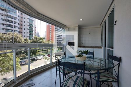 Apartamento à venda com 83m², 2 quartos e 1 vagaVaranda