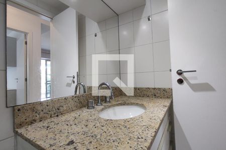 Apartamento à venda com 83m², 2 quartos e 1 vagaBanheiro 