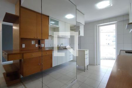 Apartamento à venda com 83m², 2 quartos e 1 vagaCozinha - Armários