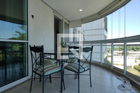 Apartamento à venda com 83m², 2 quartos e 1 vagaVaranda