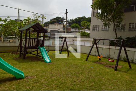 Apartamento à venda com 180m², 4 quartos e 2 vagasÁrea comum - Playground