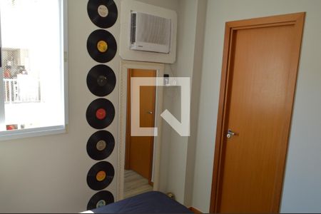 Apartamento à venda com 180m², 4 quartos e 2 vagasQuarto 1