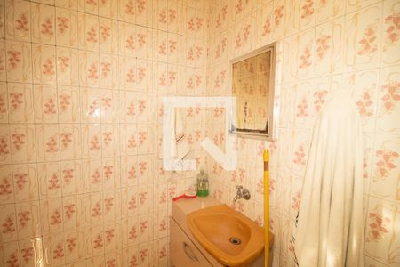 Casa à venda com 155m², 3 quartos e 5 vagas Casa à venda com 155m², 3 quartos e 5 vagasBanheiro 2