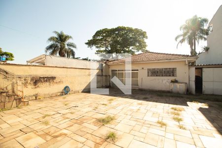 Casa à venda com 155m², 3 quartos e 5 vagas Casa à venda com 155m², 3 quartos e 5 vagasÁrea de serviço