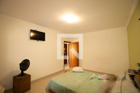 Casa à venda com 155m², 3 quartos e 5 vagas Casa à venda com 155m², 3 quartos e 5 vagasQuarto 2