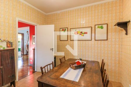 Casa à venda com 568m², 4 quartos e 3 vagas Casa à venda com 568m², 4 quartos e 3 vagasCopa