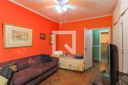 Casa à venda com 568m², 4 quartos e 3 vagas Casa à venda com 568m², 4 quartos e 3 vagasQuarto 2