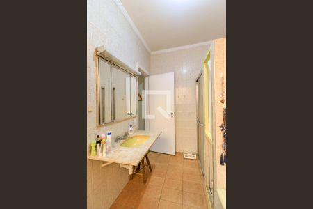 Casa à venda com 568m², 4 quartos e 3 vagas Casa à venda com 568m², 4 quartos e 3 vagasBanheiro da Suíte