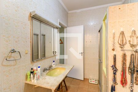 Casa à venda com 568m², 4 quartos e 3 vagas Casa à venda com 568m², 4 quartos e 3 vagasBanheiro da Suíte