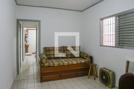 Casa à venda com 180m², 3 quartos e sem vaga Casa à venda com 180m², 3 quartos e sem vagaCômodo intermediário