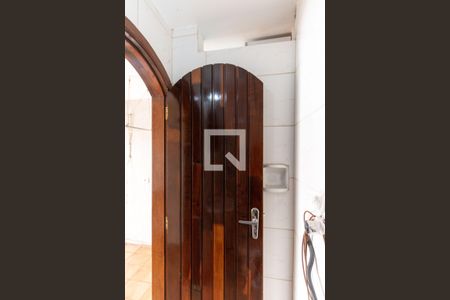 Casa à venda com 147m², 3 quartos e 2 vagas Casa à venda com 147m², 3 quartos e 2 vagasBanheiro de Serviço