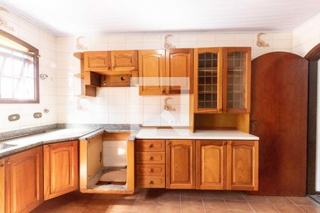 Casa à venda com 147m², 3 quartos e 2 vagas Casa à venda com 147m², 3 quartos e 2 vagasCozinha