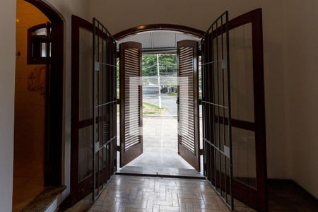 Casa à venda com 147m², 3 quartos e 2 vagas Casa à venda com 147m², 3 quartos e 2 vagasQuarto