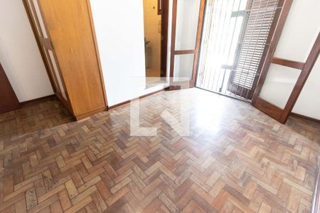 Casa à venda com 147m², 3 quartos e 2 vagas Casa à venda com 147m², 3 quartos e 2 vagasQuarto