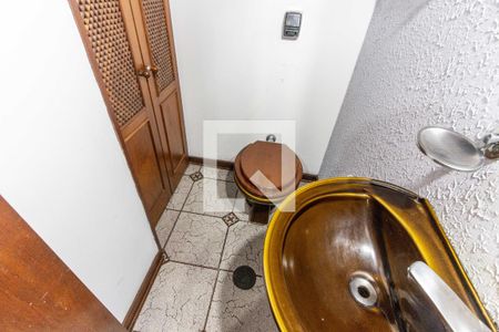 Casa à venda com 147m², 3 quartos e 2 vagas Casa à venda com 147m², 3 quartos e 2 vagasLavabo