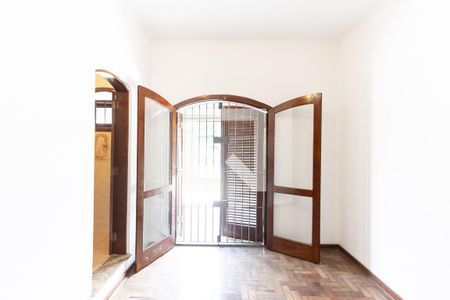 Casa à venda com 147m², 3 quartos e 2 vagas Casa à venda com 147m², 3 quartos e 2 vagasQuarto