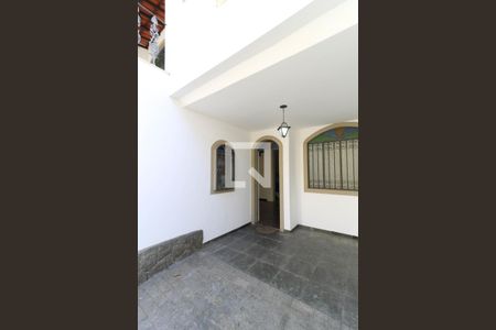 Casa de condomínio à venda com 213m², 4 quartos e 2 vagas Casa de condomínio à venda com 213m², 4 quartos e 2 vagasGaragem