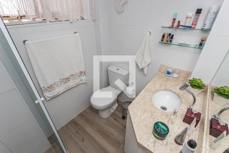 Apartamento à venda com 108m², 3 quartos e 2 vagas Apartamento à venda com 108m², 3 quartos e 2 vagasBanheiro