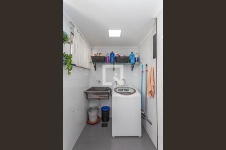 Apartamento à venda com 108m², 3 quartos e 2 vagas Apartamento à venda com 108m², 3 quartos e 2 vagasLavanderia