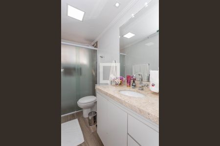 Apartamento à venda com 108m², 3 quartos e 2 vagas Apartamento à venda com 108m², 3 quartos e 2 vagasBanheiro 2