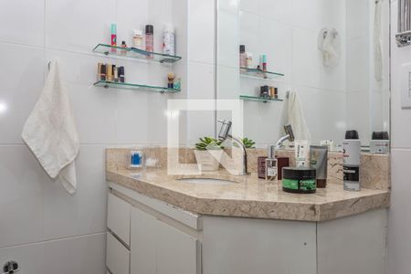 Apartamento à venda com 108m², 3 quartos e 2 vagas Apartamento à venda com 108m², 3 quartos e 2 vagasBanheiro