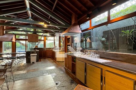 Casa de condomínio à venda com 1722m², 4 quartos e 5 vagasSalão de Festas