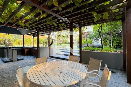 Casa de condomínio à venda com 1722m², 4 quartos e 5 vagasChurrasqueira