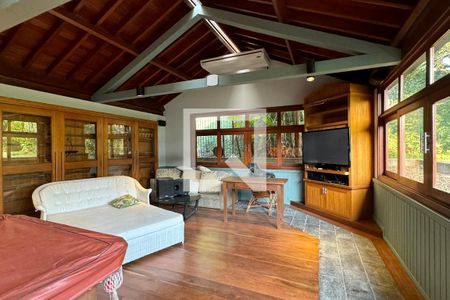 Casa de condomínio à venda com 1722m², 4 quartos e 5 vagasSalão de jogos