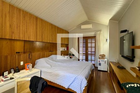 Casa de condomínio à venda com 1722m², 4 quartos e 5 vagasSuíte 1