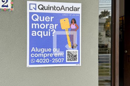 Casa de condomínio à venda com 1722m², 4 quartos e 5 vagasFachada