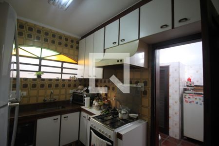 Casa à venda com 150m², 4 quartos e 2 vagasCozinha
