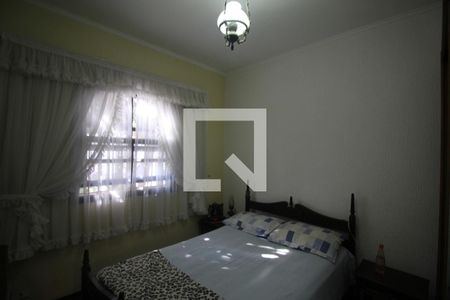 Casa à venda com 150m², 4 quartos e 2 vagasQuarto