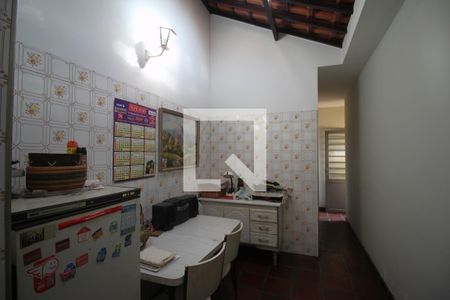 Casa à venda com 150m², 4 quartos e 2 vagasCozinha