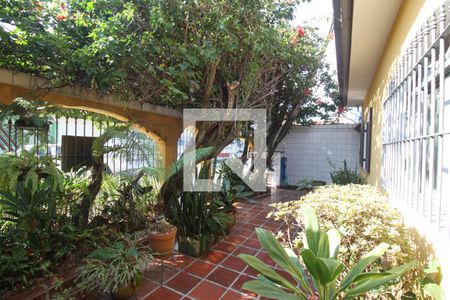 Casa à venda com 150m², 4 quartos e 2 vagasArea externa