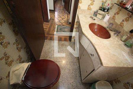 Casa à venda com 150m², 4 quartos e 2 vagasBanheiro