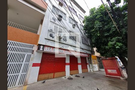 Apartamento à venda com 92m², 3 quartos e sem vaga Apartamento à venda com 92m², 3 quartos e sem vagaFachada