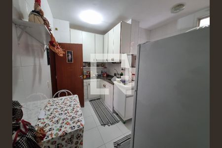 Apartamento à venda com 92m², 3 quartos e sem vaga Apartamento à venda com 92m², 3 quartos e sem vagaCozinha